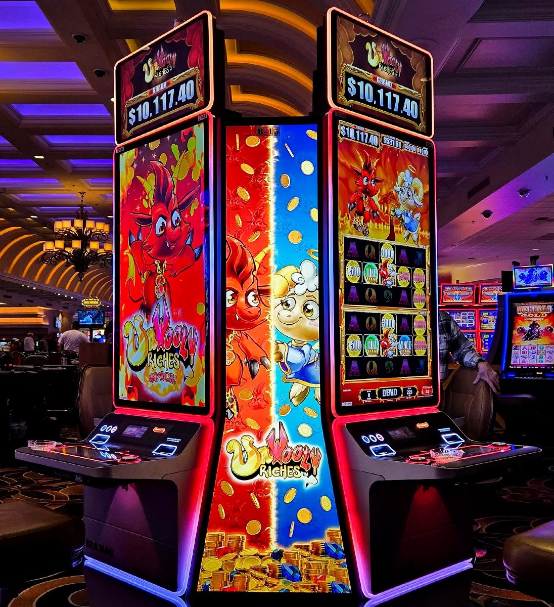 Sugar and Spice looking nice at @boydgaming's @suncoastcasino this #SlotFameFriday ⚡ More new slot pics: bit.ly/SFFri17

#casinos #gaming #newgames #slots #jackpot #SFF #friday #tgif #fridays #UnwoolyRiches