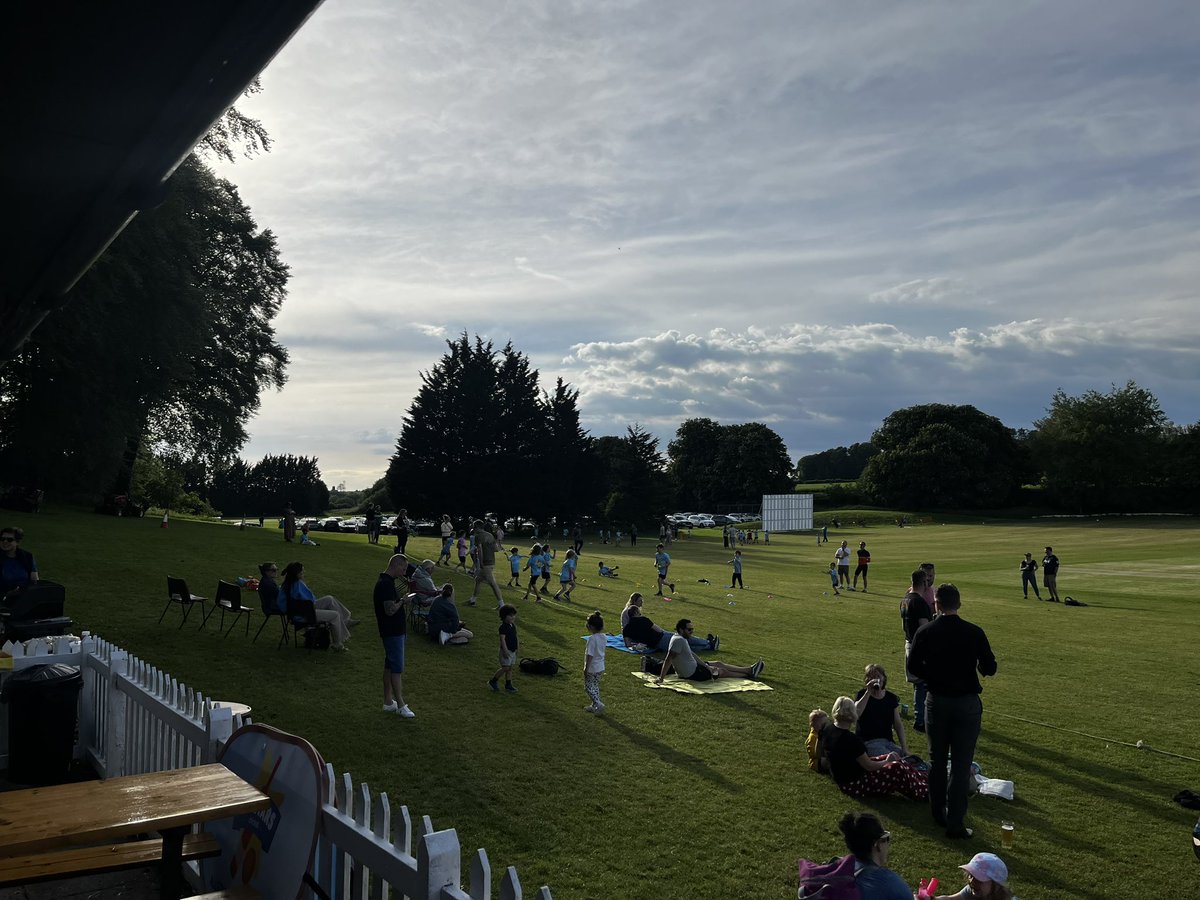 Another busy and belting night @StFagansCricket with cricket taking place in all four corners of the ground! Thank you once again to our dedicated volunteers who coach the kids, serve the pints, and ensure another successful night at Crofft-y-Genau Road!