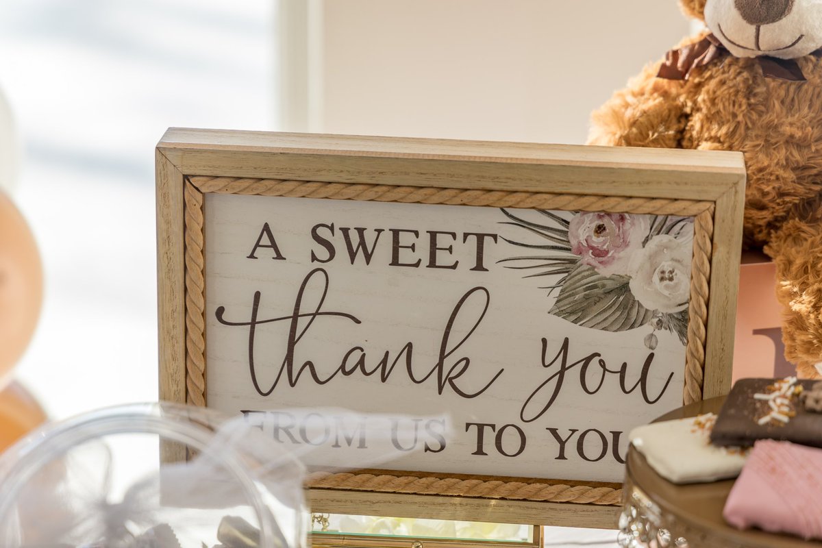 Mr Light tweet media