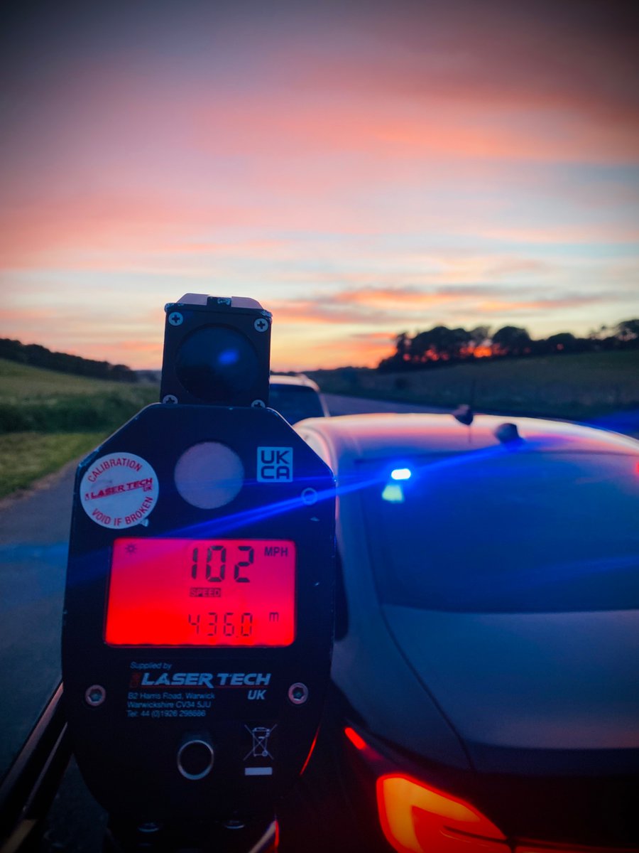 #RPU on the A303 this evening with a book full of speeders, we appreciate the sunset looks amazing but keep an eye on that speedo! #Fatal5