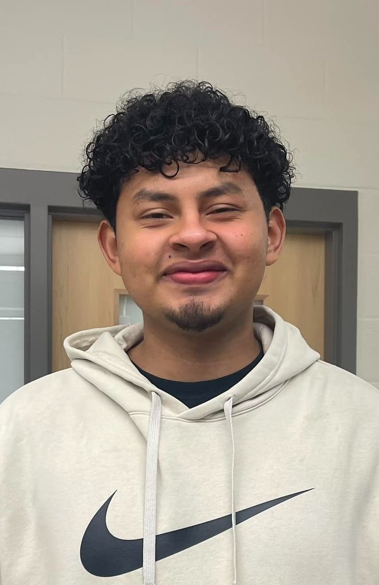 We are celebrating the #CREA students who completed part/all of the #GED assessments this semester. Here is our first one. Felicitaciones a Joseph Navarro for passing his GED Social Studies test. Nosotros estamos muy orgullosos de ti. #Lookatthatsmile #MCPS #ELD #SLIFE