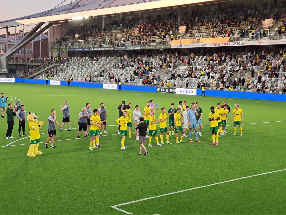 Huhhuh mikä peli ja mikä fiilis 💚💛 yksi parhaista peleistä mitä olen @ilvesfootball'ilta nähnyt. #Veikkausliiga #Ilves