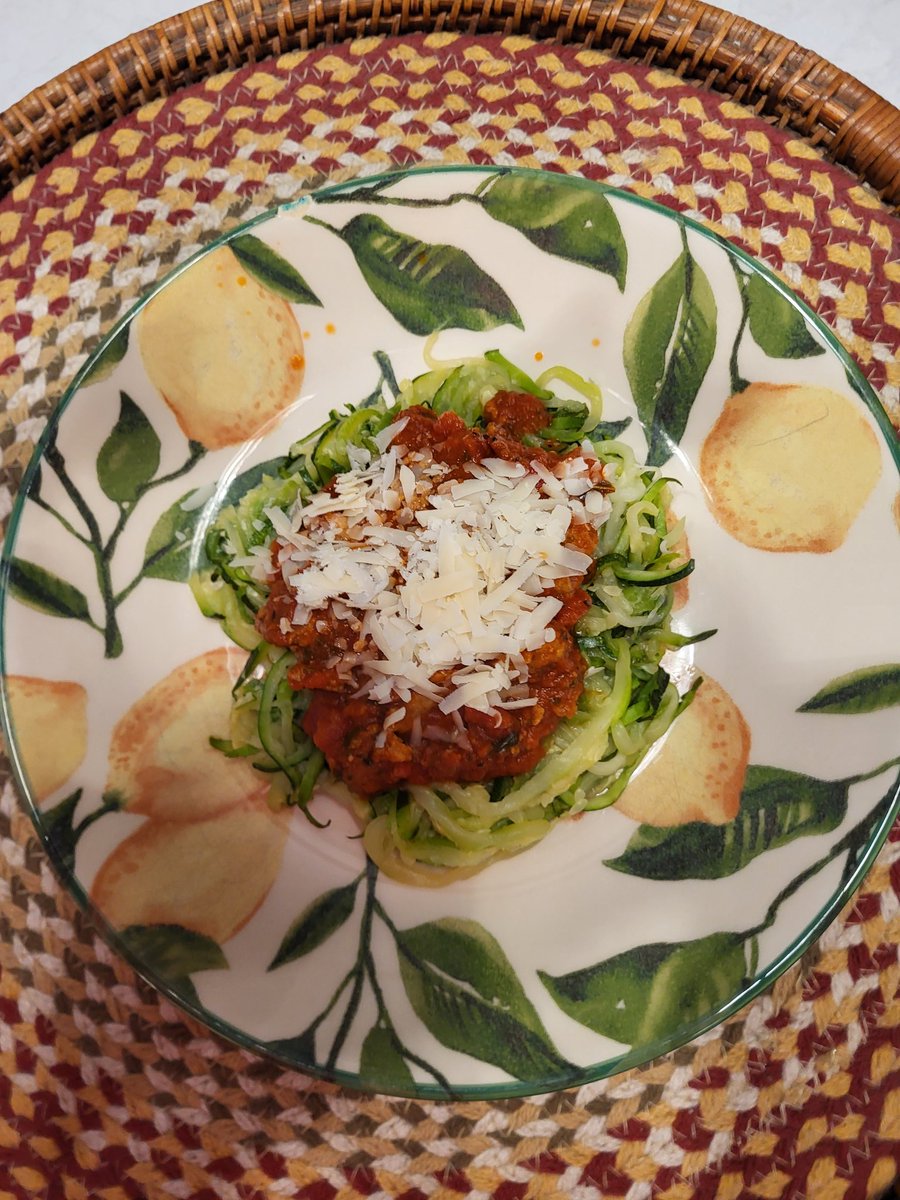 @GSmokesweed1 Afternoon Grandma. Missed you again this morning. Been having some issues getting to sleep lately. Tonight we're meeting friends at a new pizza restaurant for dinner. Here's last night's fare. Zucchini noodles with meat sauce and Parm cheese. Enjoy your meals everyone