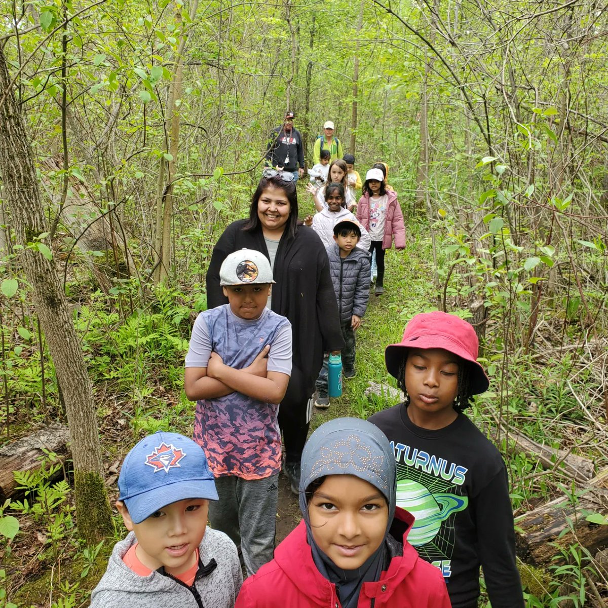 Wetlands are wonderful for #outdoorlearning. Grade 3s from Westney Heights P.S. visited the Nonquon Environmental Education Centre to explore pond life and beavers. #DDSB #outdooreducation @DDSB_OutdoorEd