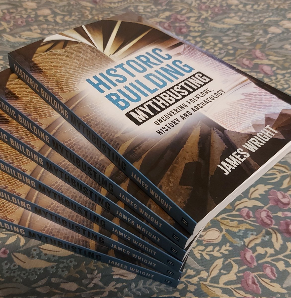 Got home to discover that @TheHistoryPress had delivered the author copies of my book on the day that I confirmed the 79th date on the speaking tour! You too can order a copy: …iskeleheritage.triskelepublishing.com/historic-build… Please do come see me on tour: …iskeleheritage.triskelepublishing.com/mythbustingtou…
