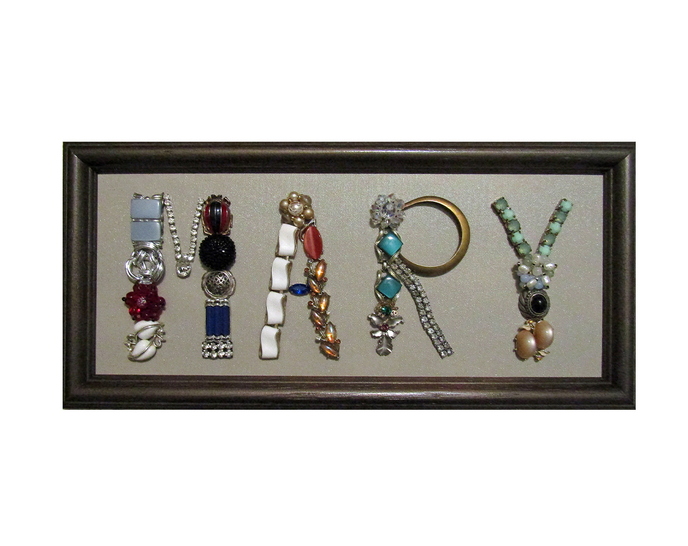 Framed Jewelry Art Name 'Mary' #NewToShop #VintageJewelry #HandcraftedOriginal #NameArt #Mary #MomSisGift #UniqueGift #FramedJewelryArt bartlettpairart.com/product/framed… via @jimmiesart