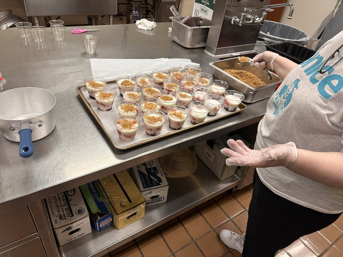 <a href="/Kings_Schools/">Kings Local Schools</a> <a href="/CisKnoble/">CISKnobleKnights</a> <a href="/KingsFoodServi1/">Kings Food Service</a> by Team Inspire rocked their lunch project. Power 5 skills all over the place. Worked with our nutrition department to create the menu and parfaits!