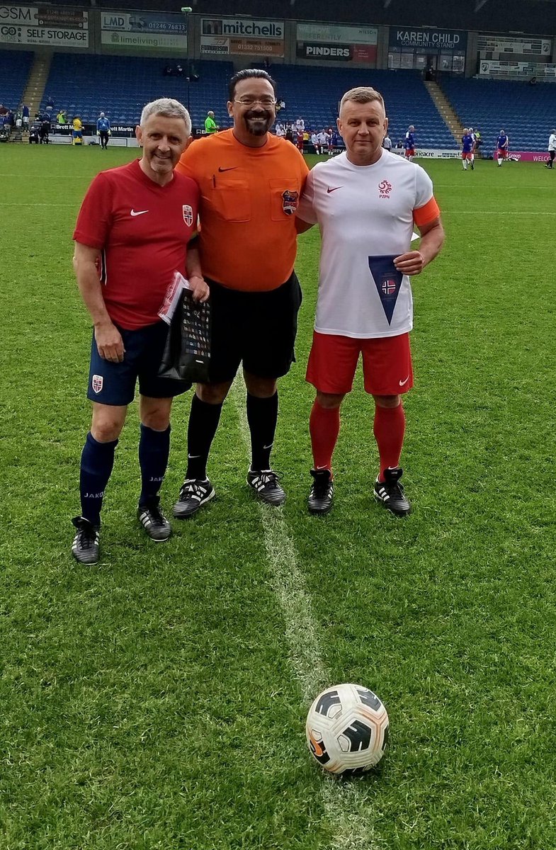 Jeeeeest!!! Polska - Norwegia 1:0 👍👍👍. Gol Tomasz Cebula ⚽, asysta Witold Piotr Zapędowski, w bramce fenomenalny Robert Popiel. Brawo cała drużyna