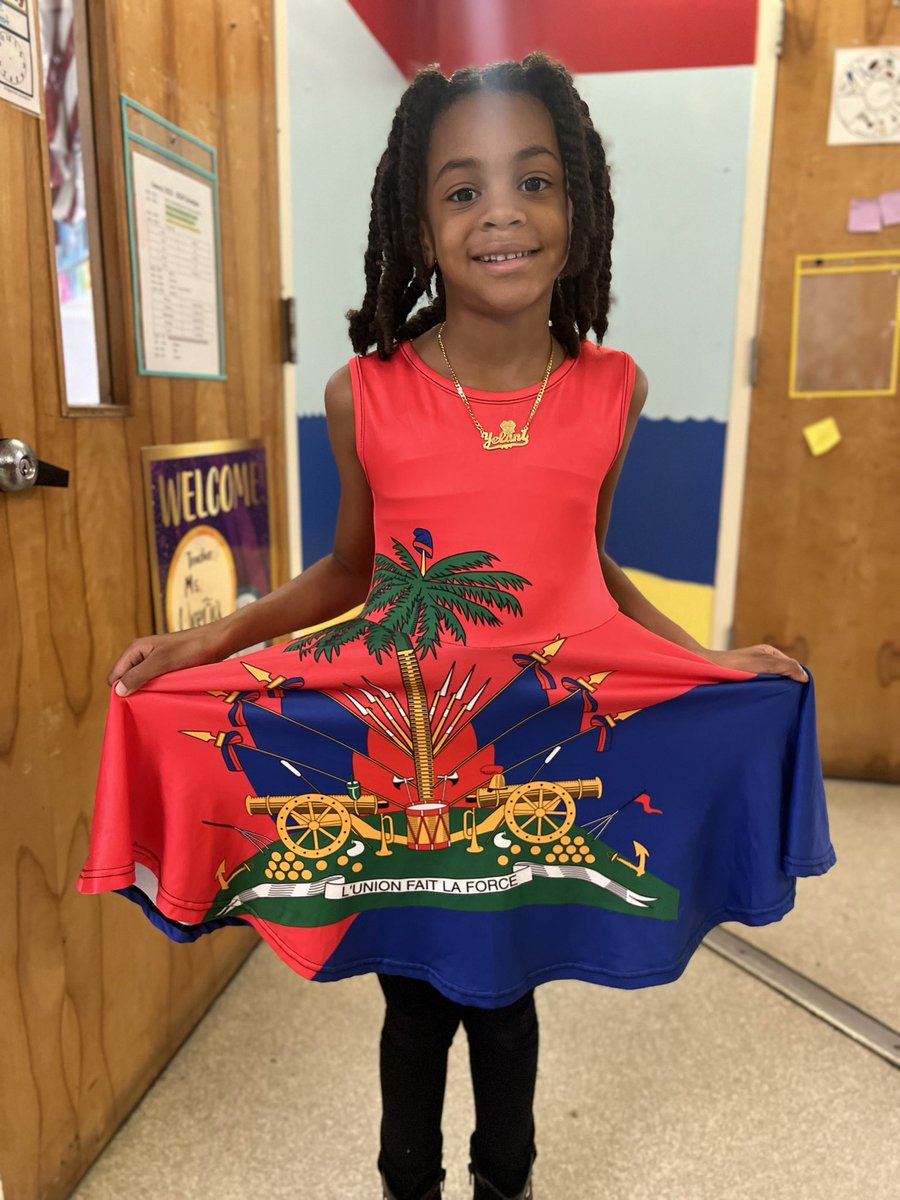 Mèsi to our amazing cafeteria ladies, who cooked up a special lunch for our students in celebration of Haitian Flag Day!  ❤️💙🦅🇭🇹