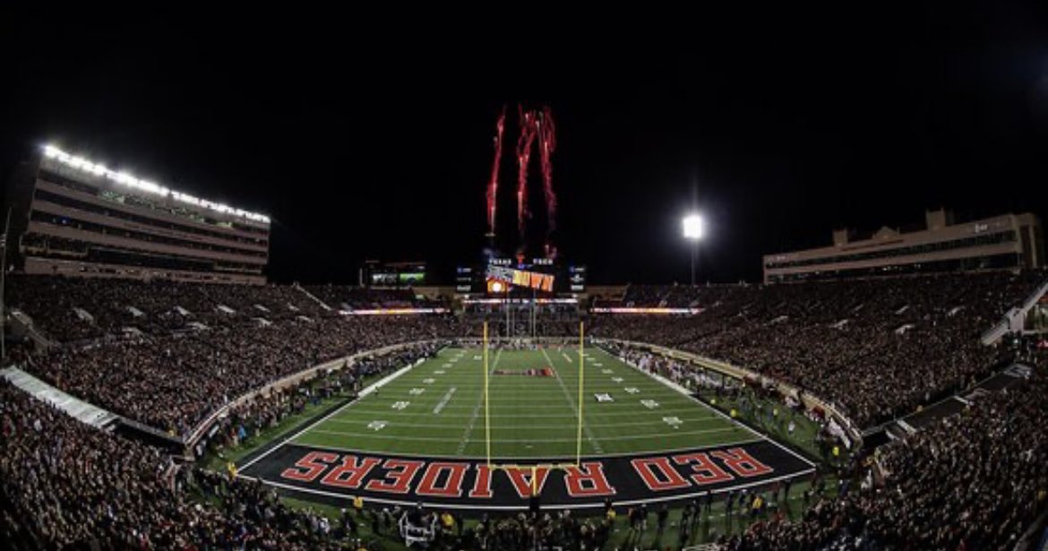 After a great conversation with @TTUCoachBook and @jkbtjc_53 I’m excited to receive my 1st BIG 12 offer from @TexasTechFB ‼️🔴⚫️