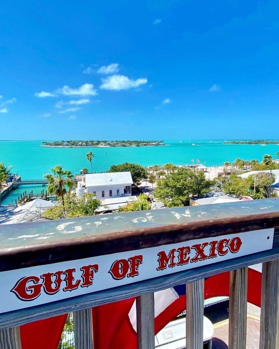 No bad views, just a sea of blue. 🌊 Visit us today to learn more about the incredible views of Mallory Square. ⬇️ buff.ly/3AtfKCT