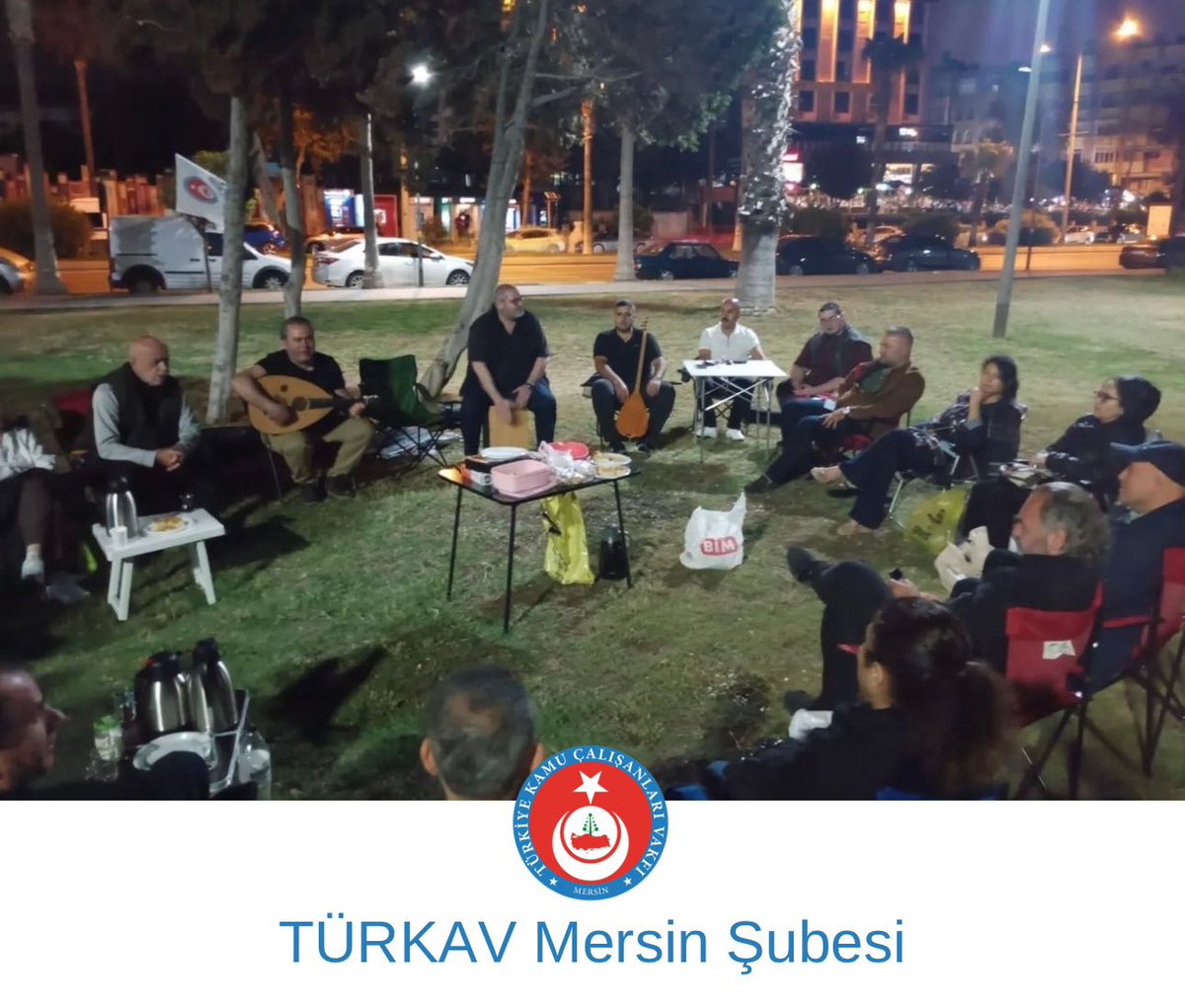 Üyelerimiz ve gönüldaşlarımızla birlikte TÜRKAV Sahil Buluşmaları etkinliğinde biraraya gelerek müzik eşliğinde sohbet, muhabbet imkanı bulduk. Katılım sağlayan gönüldaşlarımıza teşekkür ederiz. 
@TurkavGenMrk @EbubekirSKrkmz @og_yildiz 
#TÜRKAV 
#DevletinAsilEvlatları