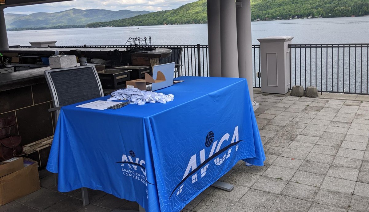 .@NYvbcoaches started its 2024 Clinic & 10-year anniversary celebration with a coaches social on the banks of Lake George in upstate New York! @KellyPSheffield is on tap for a chalk talk tonight...on the water. 😉🏐 #WeAreAVCA #AVCASignatureAffiliate #nyvca #newyorkvolleyball