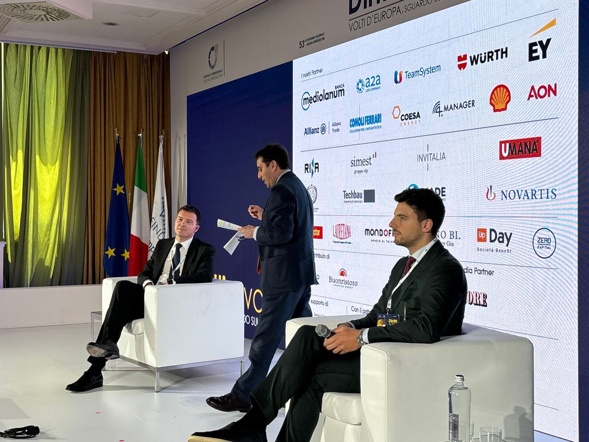 Transizioni green: sul palco di #Rapallo2024 parliamo delle nuove frontiere energetiche e sostenibilità per affrontare la rivoluzione verde con Gianluca Formenti, AD <a href="/Shell/">Shell</a> Energy Italia, e Federico Sandrone, AD <a href="/Coesa_Energy/">Coesa Srl</a>

Segui la diretta streaming: giovanimprenditori.org
