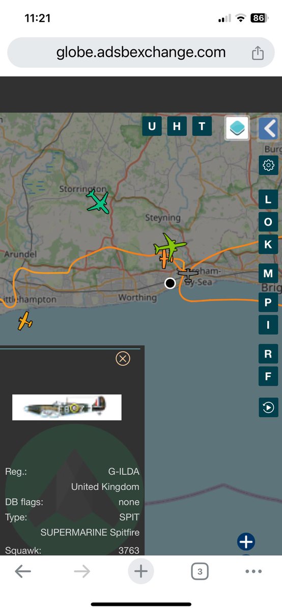 BerylCherylSqrl's tweet image. Nice little surprise Spitfire overhead #planegeek