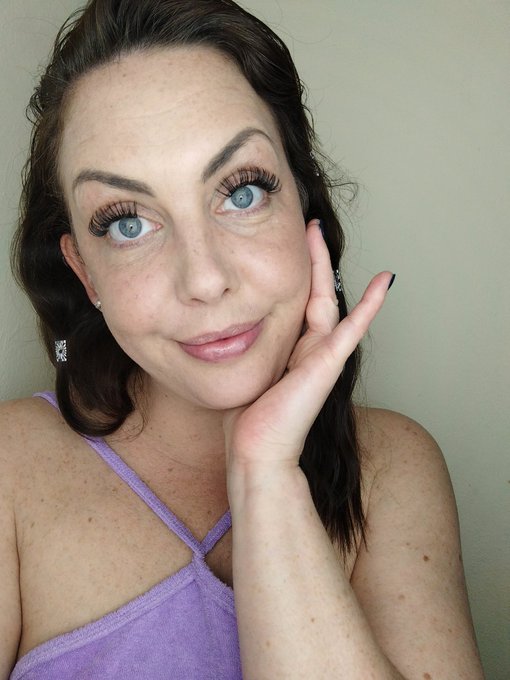 Huhu ☺️👋 w&uuml;nsche Euch allen ein sch&ouml;nes Wochenende 🌞💜💋! 🌞🔥🌞🔥🌞🔥🌞🔥🌞🔥🌞🔥🌞🔥 https://t.co/xS8oVTykY8  @MDHRelationship<a href="/tag/brunette"class="tags"><span>#brunette</span></a><a href="/tag/cute"class="tags"><span>#cute</span></a><a href="/tag/blueeyes"class="tags"><span>#blueeyes</span></a><a href="/tag/naturalbeauty"class="tags"><span>#naturalbeauty</span></a><a href="/tag/weekendvibes"class="tags"><span>#weekendvibes</span></a>