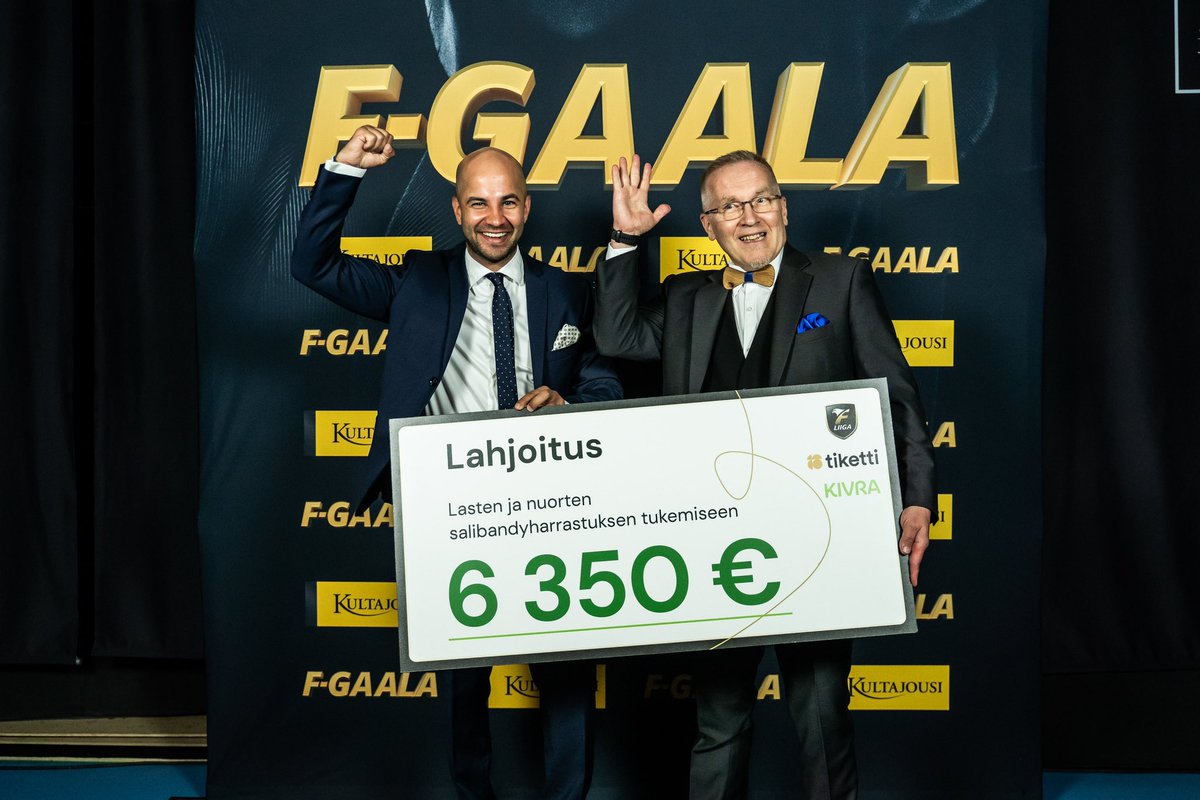 𝙁𝙄𝙄𝙇𝙄𝙎 𝙆𝙐𝙉 𝙋𝘼̈𝘼̈𝙎𝙀𝙏 𝙏𝙀𝙆𝙀𝙈𝘼̈𝘼̈𝙉 𝙃𝙔𝙑𝘼̈𝘼̈ 

F-liigan ja <a href="/kivra_fi/">Kivra</a> keräys oli käynnissä läpi kauden - ja Kivraan vastaanotetut liput kerryttivät pottia 50 snt/kpl! 

6350 euroa ohjataan vähävaraisten lasten ja nuorten liikuntaan! 

📸: <a href="/ainesmedia/">ainesmedia</a> #FLIIGA