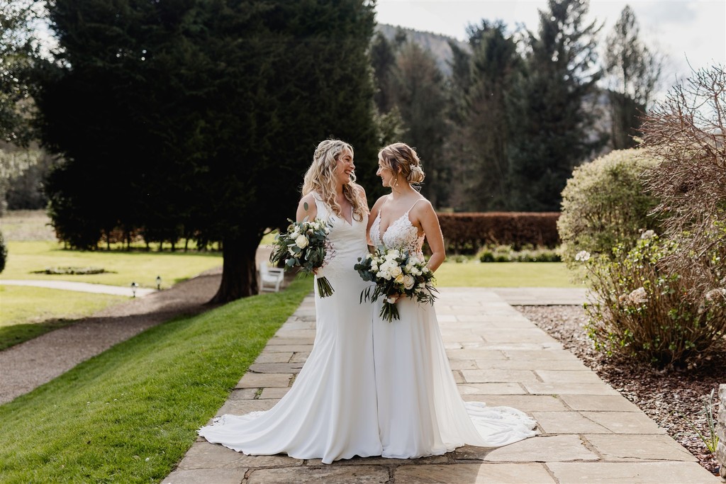 HacknessHotel's tweet image. LOVE WINS EVERY. SINGLE. TIME. 

Happy Pride Month 🌈

📸 @dandrewphotography

To book a tour of Hackness Grange wedding venue in Yorkshire pop us a message or email us at weddings@hacknessgrange.co.uk. We would love to hear from you and start your wedding planning 
.  .  .