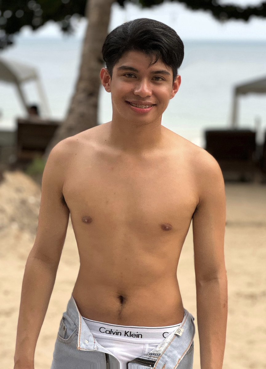 jmikket's tweet photo. Hello :) https://t.co/r5QEB5oSy5