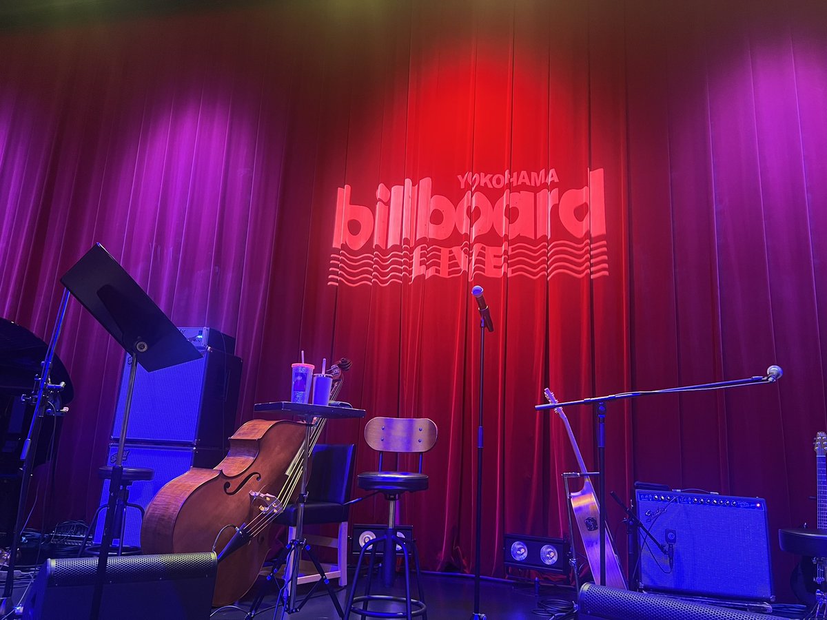 shinya7wb_'s tweet photo. 成実ちゃんbirthday LIVE at Billboard、最高すぎました✨今日も美しすぎた✨
Billboardに合わせた楽曲も最高だし、懐かしい曲で心打たれるし、成実ちゃん近くて可愛すぎるしで最高すぎた✨どんだけ素敵なんあなたは！惚れ直しました！
誕生日おめでとうー！最高の一日でした😊🏀

#玉置成実_Gemini https://t.co/hMWUB0J55W