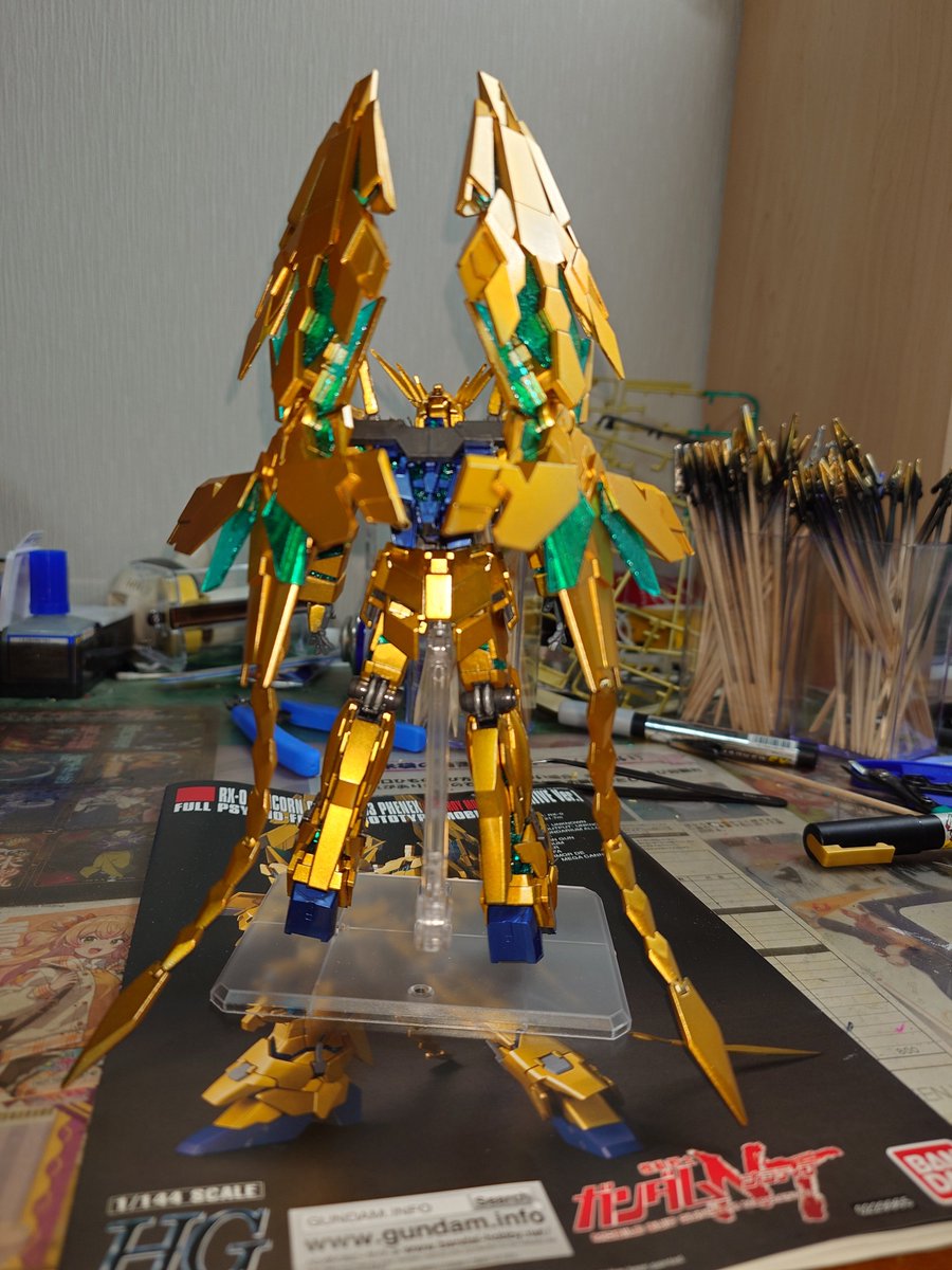 Fool_mk2_ver1's tweet photo. ＃ガンプラ　＃めこ丸隊　＃めこ生　＃フェネクス
HGフェネクス最終決戦仕様完成！平手みたいなのは付属してなかったので1／144次元ビルドナックルズ「角」を使用してます。 https://t.co/5rKw74gDK8