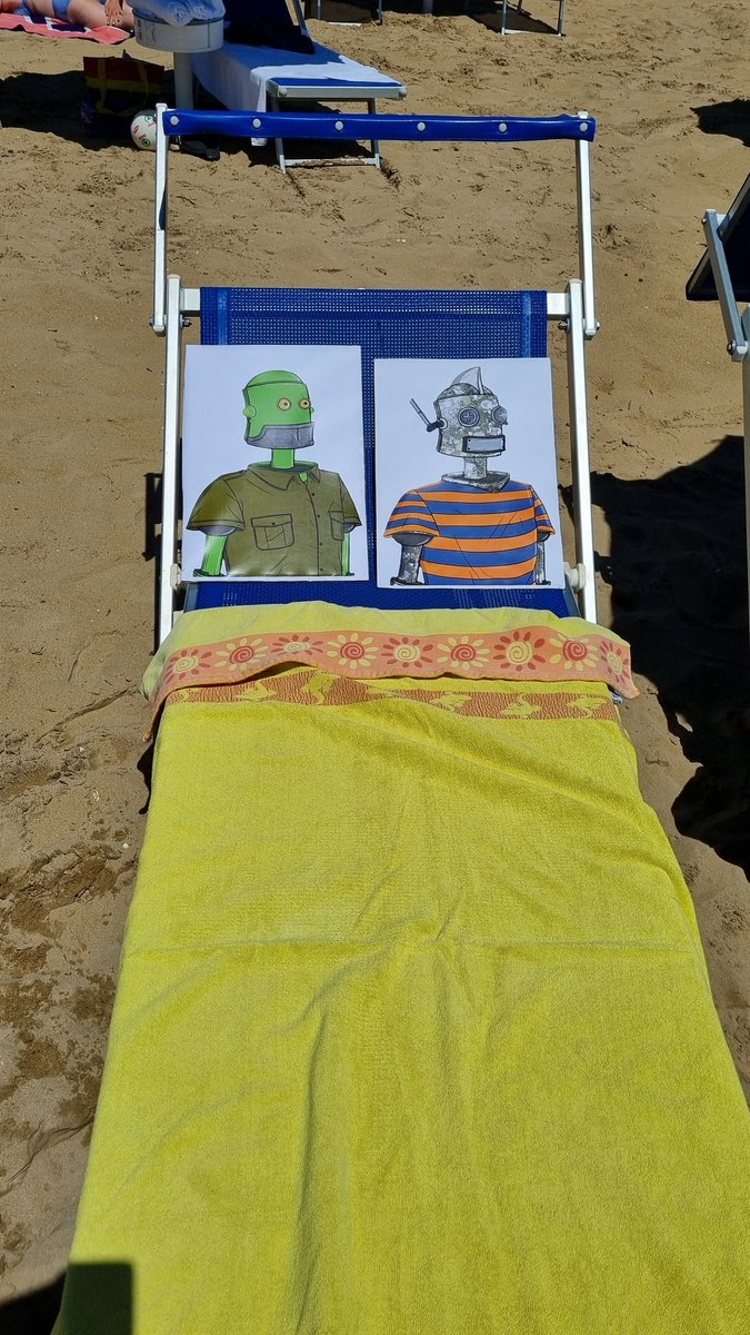 Daniel98594796's tweet photo. #RustyonTour, Enjoing the Sun, Beach and Sea #IOTA2 #SMR #RRCC https://t.co/KpUHjOrIHu