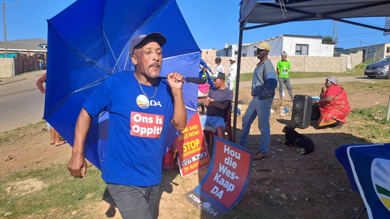 MBAdvertiser's tweet photo. Final election results for Mossel Bay announced #DA; #Democratic Alliance; #Mossel Bay; #Dirk Kotze; #Mossel Bay Municipality https://t.co/SvARrsDldS https://t.co/ey40e1DdG7
