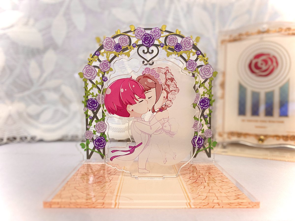uco_fan's tweet photo. ライヴィ🌹絶対非道婚しました💜💍
紫のアーチに非道感、感じたんだよ！（笑）
にしても可愛い〜〜♡推しカプ結婚した〜♡幸せ✨✨ https://t.co/pFdO6PhTTa