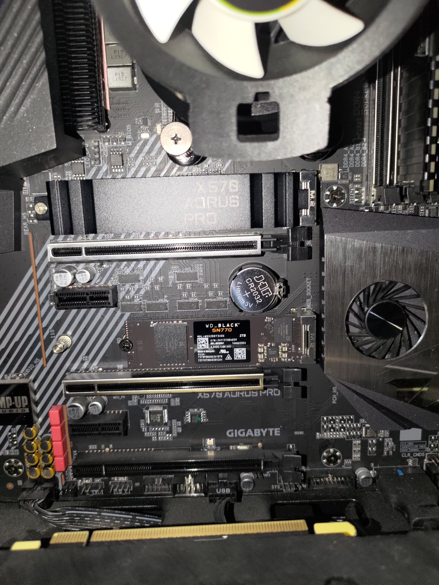 まつさん tweet media