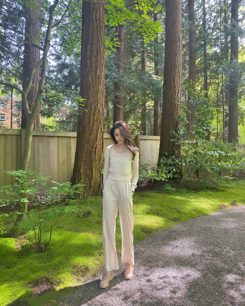 VeronicaRisk's tweet photo. Nitobe Garden https://t.co/w2LqqhogEn
