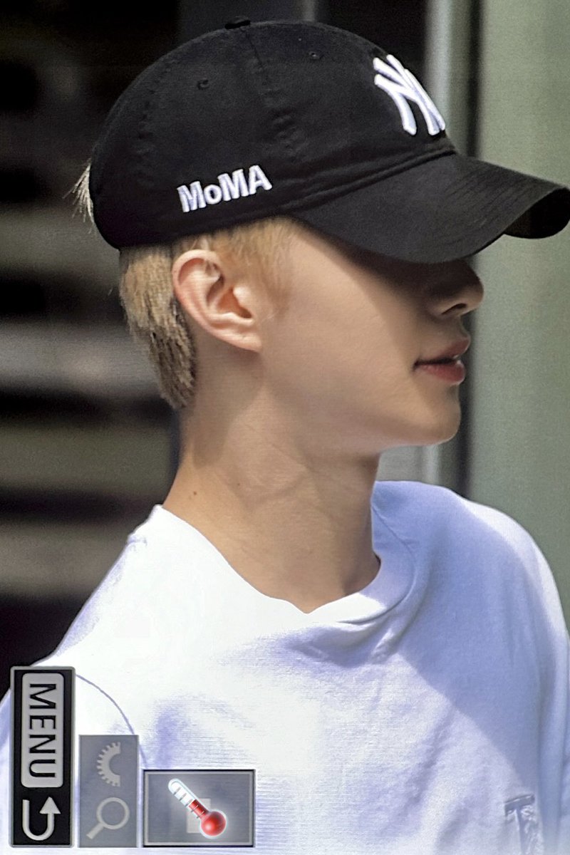 덩왼력이막하늘을찔르네...