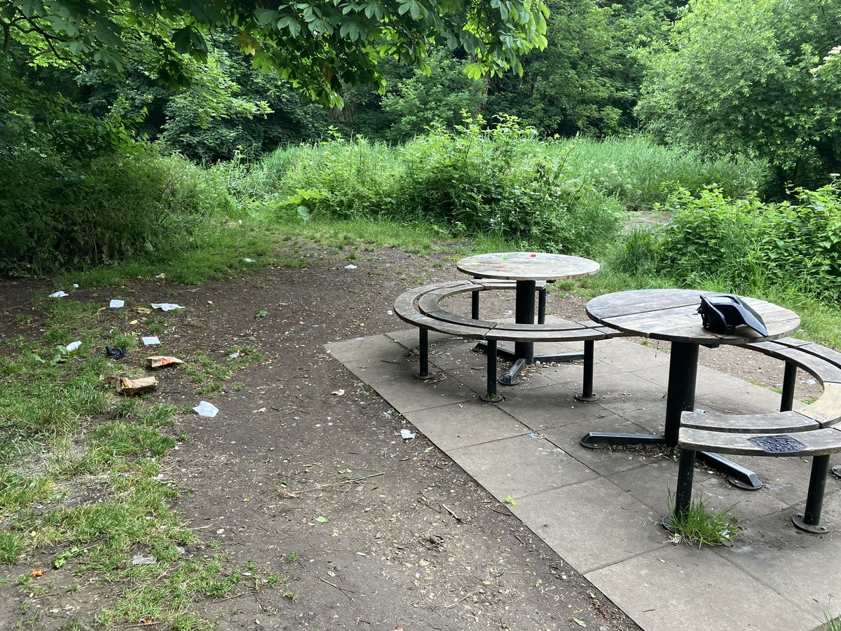 CEA_NIRL's tweet photo. Over in London for a few days, revisited Crane Park, a lovely nature haven unfortunately spoilt by those who don’t care about it…😒 https://t.co/UrNXb6C1cy