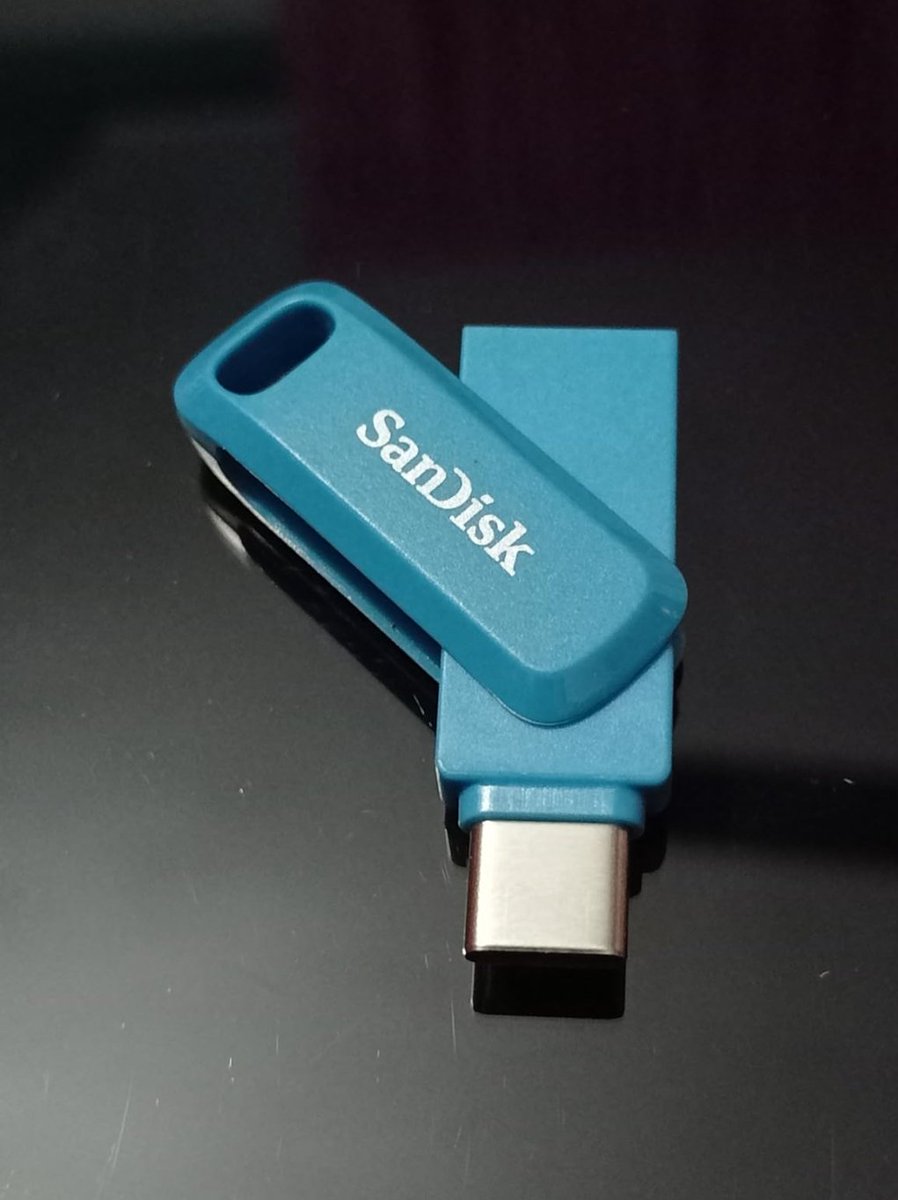 Crazy Deal..

We are gonna give 256 GB USB3 SanDisk Pen Drives to 100 random people who FOLLOW us at @alwaysbollywood  &amp; RETWEET this here on Twitter..

 We will pick the winners in next 14 days..

Note: We will courier the pen drives to individuals winners at our own expense.