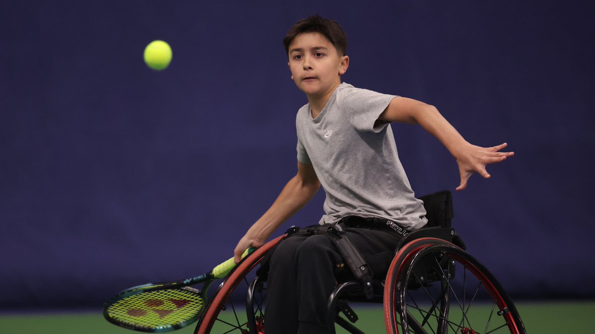 All eyes on @GranthamTennis this weekend for the latest LTA Regional Series of the year 👀

Also the last wheelchair qualifier for 2024 for Play Your Way To Wimbledon, powered by Vodafone.

Schedule, Draws, Results here 👉 bit.ly/3X4cpqH

#wheelchairtennis 🎾