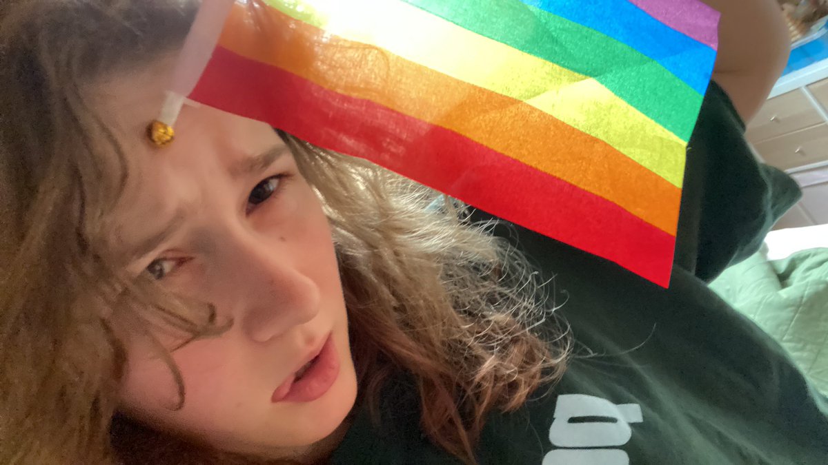 eve_where_r_u's tweet image. happy gay month gay people #ally #pride #cishet #isupportyou