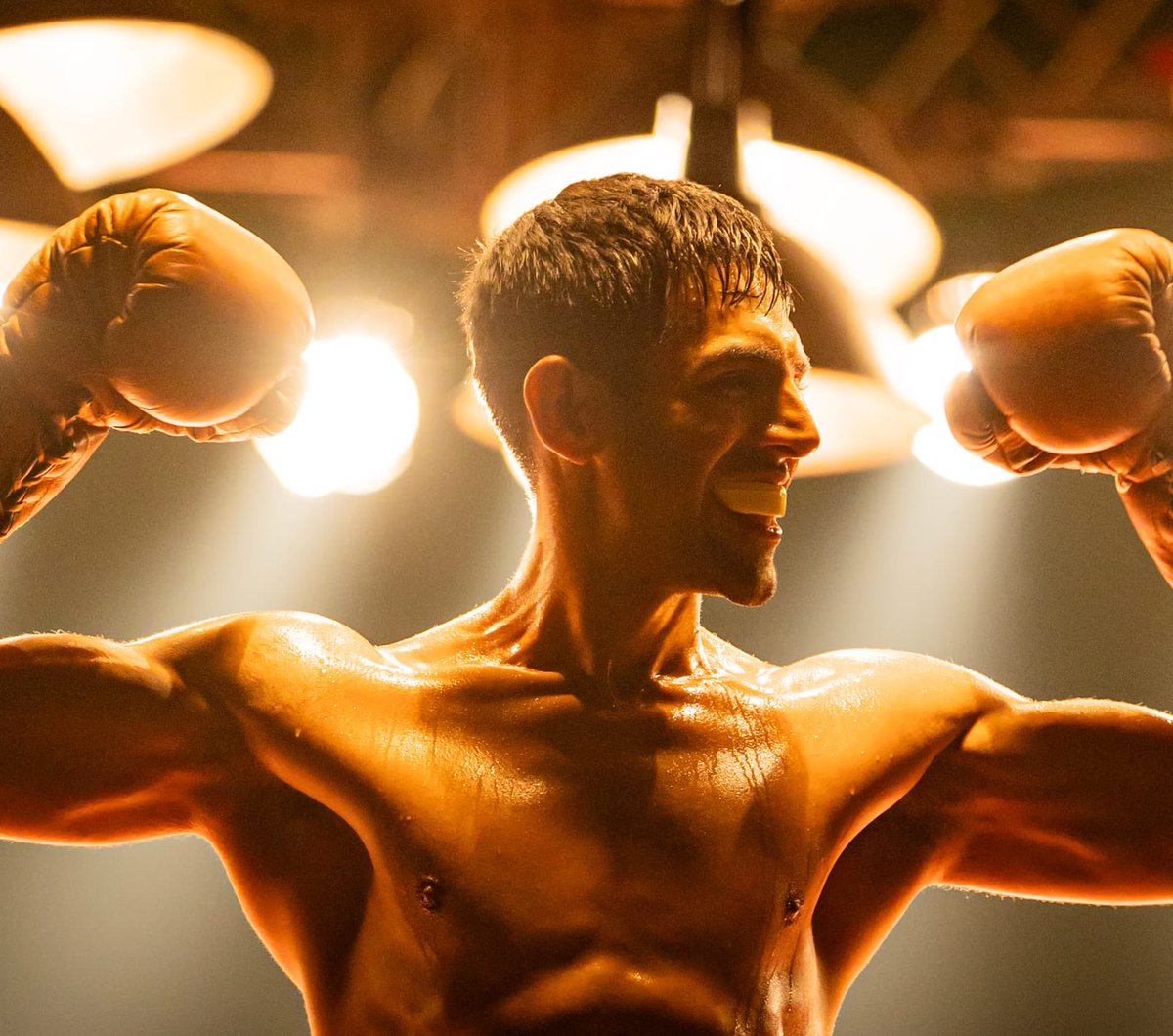Thank u <a href="/TheAaryanKartik/">Kartik Aaryan</a> for raising the bar everytime &amp; uniting people across with your films! Kya high-energy trailer phir#Satyanaas Aur ab inspiring #TuHainChampion, #ChanduChampion ki Jai ho!

#SajidNadiadwala #KabirKhan <a href="/ipritamofficial/">Pritam</a> <a href="/IPSinghSings/">IP Singh</a> <a href="/arijitsingh/">Arijit Singh</a> <a href="/NGEMovies/">Nadiadwala Grandson</a>