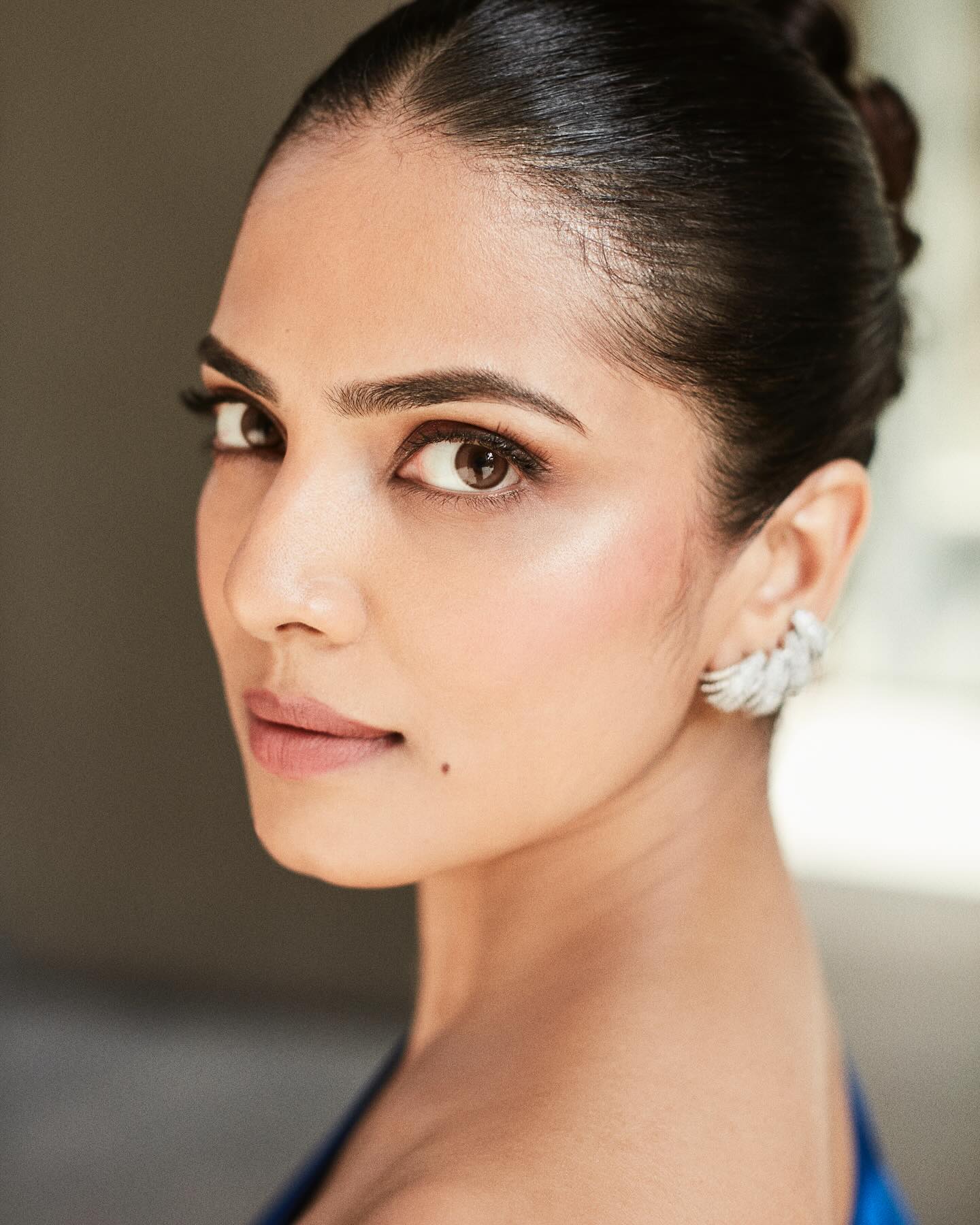 GO-OSN3a4AAhobk?format=jpg&name=large