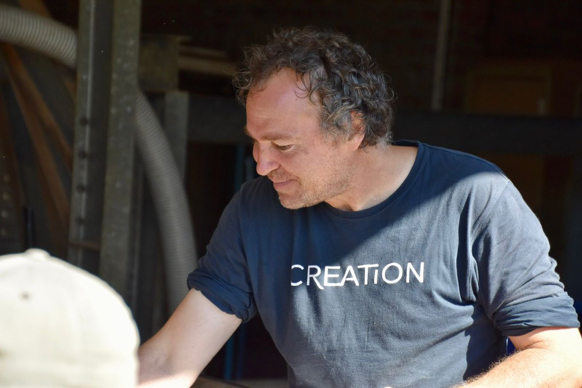 creationwines's tweet photo. It's JC's Birthday 🎉Let's raise a glass!

Your ability to blend expertise with a fun, collaborative approach is what makes Creation so special. 

Cheers to you, JC! Here's to making more fantastic memories. 🥂

#cellarmaster #winemaker #finewine #creationinnovation https://t.co/AstrOll7YM