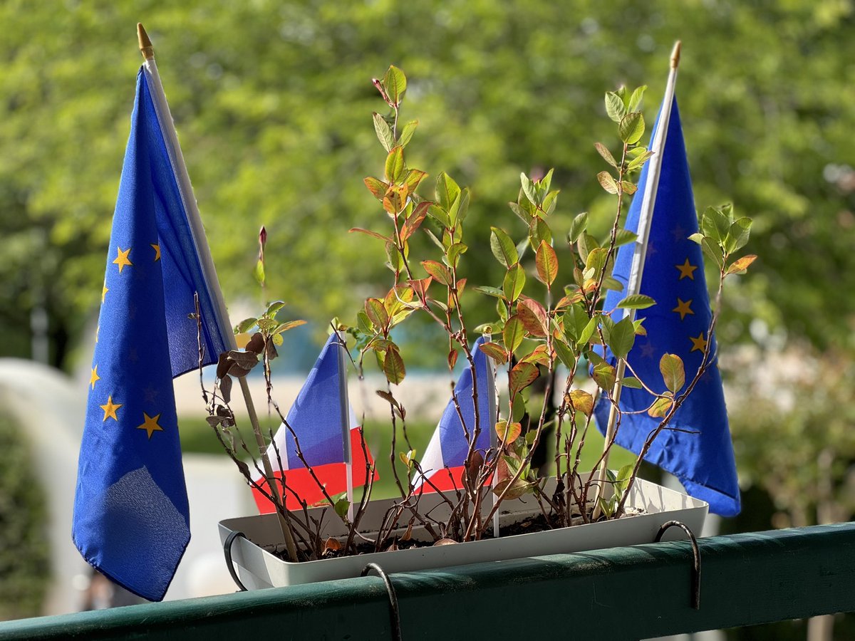 max_brisson's tweet photo. 🚀#CampusLR64

🤝 Un plaisir de se retrouver aujourd’hui autour de notre famille politique @lesRépublicains en cette période électorale pour les #Européennes2024. 

🇫🇷 Nous sommes derrière @fxbellamy qui nous rejoindra en fin de matinée !

#AvecBellamy https://t.co/8M0HvJ2hFI