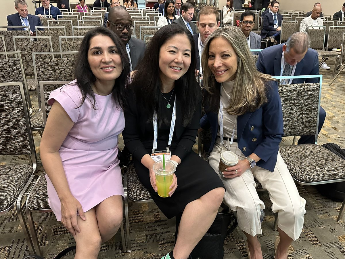 Rahila Essani MD FACS FASCRS (@rahila_essani) on Twitter photo So happy to see my besties <a href="/ASCRS_1/">ASCRS_1</a> meeting 2024. 😘😘😘 <a href="/lailara58/">Laila Rashidi</a> <a href="/changtangMD/">Melissa I. Chang | 張愛文 MD, FACS, FASCRS</a> So happy to see my besties <a href="/ASCRS_1/">ASCRS_1</a> meeting 2024. 😘😘😘 <a href="/lailara58/">Laila Rashidi</a> <a href="/changtangMD/">Melissa I. Chang | 張愛文 MD, FACS, FASCRS</a>