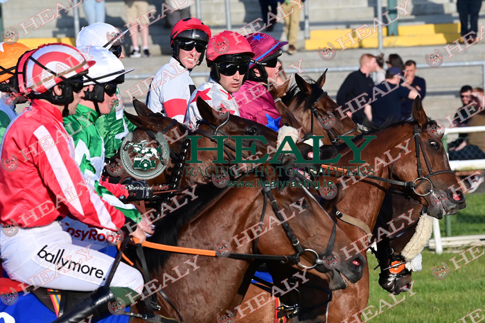 See all the action from @TramoreRaces Friday in the Gallery at healyracing.ie