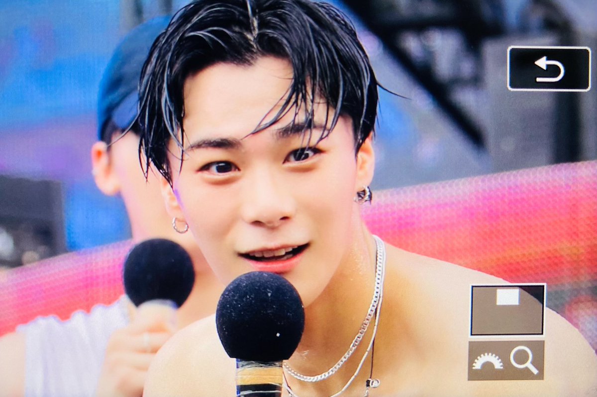 천하장사 tweet media