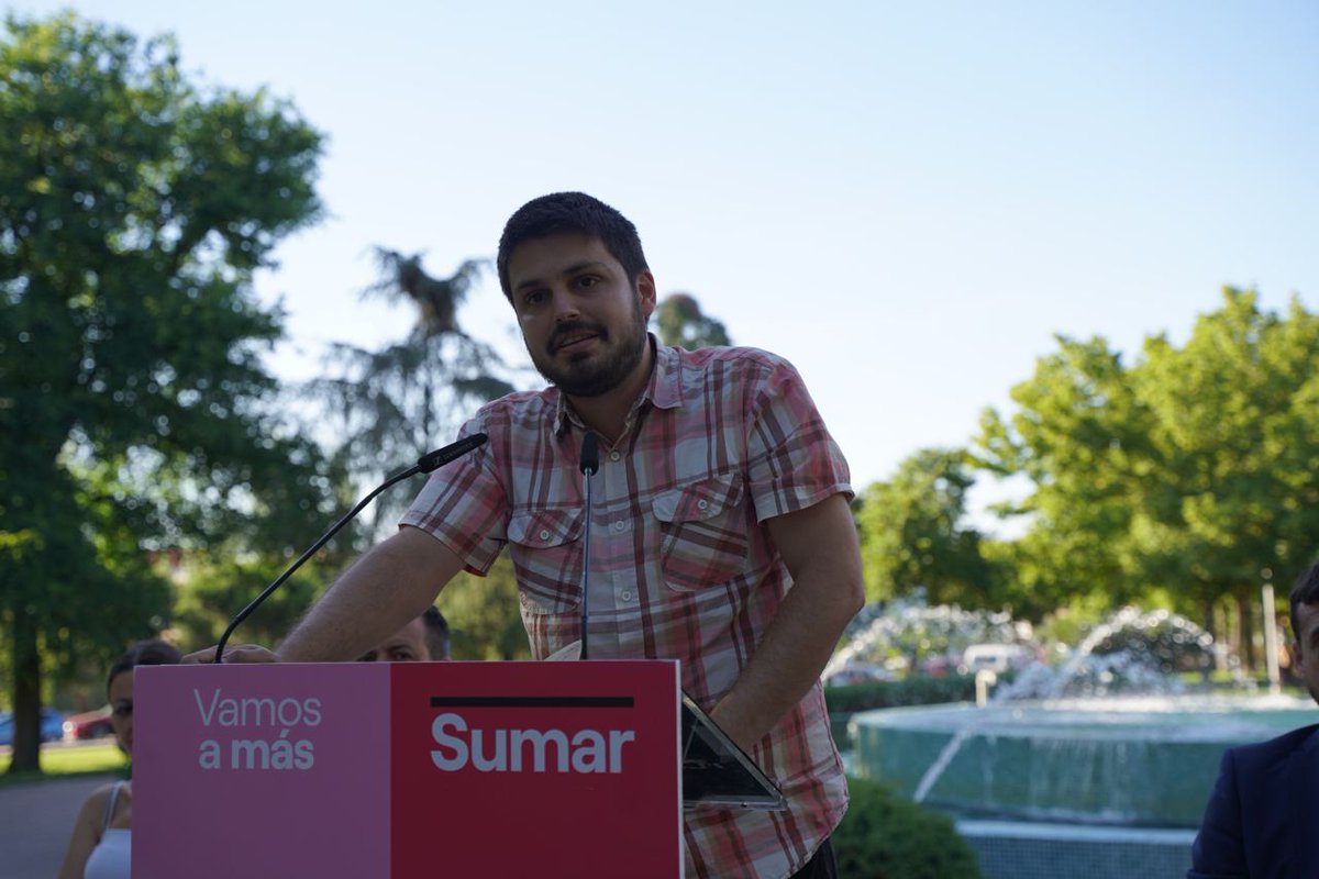 JesusR_Rojo's tweet photo. Viaje fugaz pero ilusionante con las camaradas de @laujcemadrid.

Visita a la acampada por Palestina y mitin con las compañeras de Madrid sur. El 9J votaremos con @sumar en la mano y Gaza en el corazón.

¡La juventud marca el rumbo! https://t.co/as0yF5iPeJ