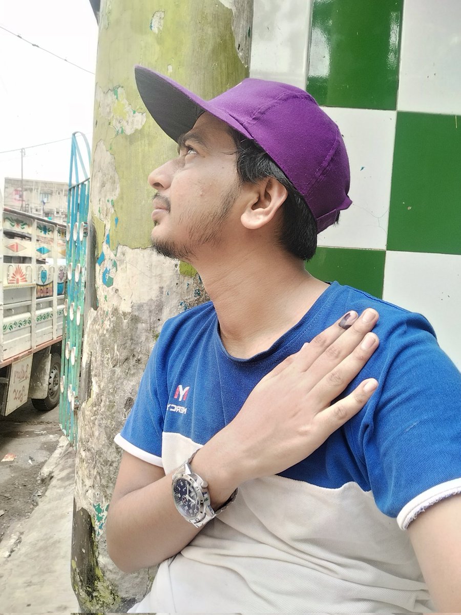 izazali71485995's tweet image. Your Vote ▶️ 
Your Right 👍 
...........
Chunav Ka Parv 
Desh Ka Garv 
#Vote #Lok_Sabha #General_Election