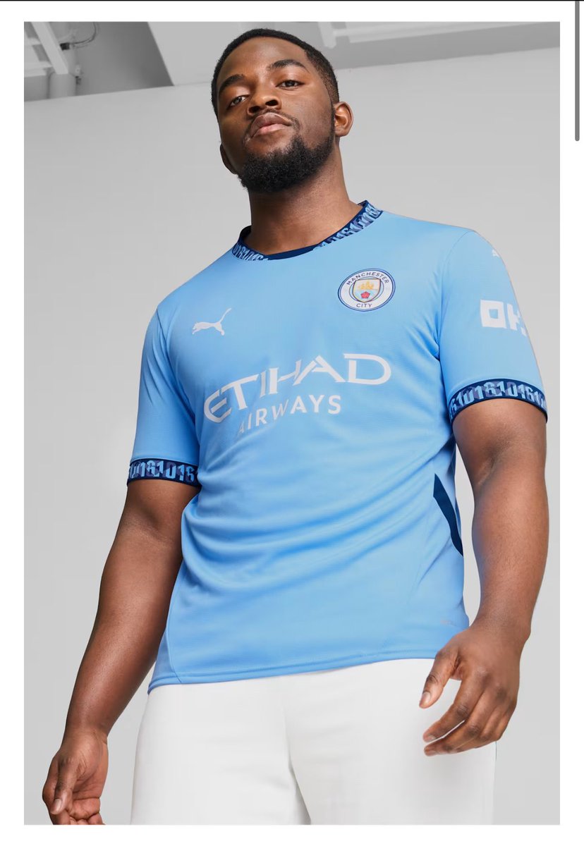 JOOAFC's tweet photo. @OfficialOAFC @pumafootball Its nice just a shame its a template shirt and a city template lets hope the away isnt just city old gk shirt again https://t.co/v7iXVA297b