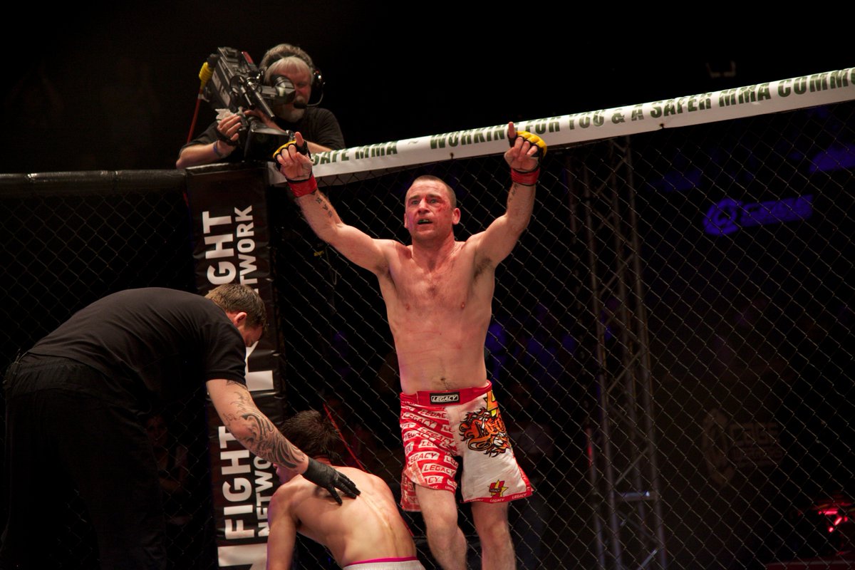 CageWarriors's tweet photo. Hometown Heroes ๐๐ค๐งก
๐ #OnThisDay in 2013, @Pendred, @NeilSeeryMMA and @RedserMMA were among the winners at #CW55 Dublin! https://t.co/hsS0iEgLZW