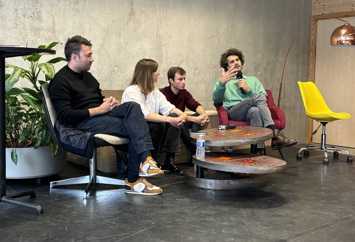 Iagora (@iagorafestival) on Twitter photo « Il faut des tiers capables d’évaluer le ratio risques / bénéfices de l’#IA » <a href="/JChevallard/">Jacopo Chevallard</a> #IAgoraFestival <a href="/IciConversation/">La Maison de la conversation</a> « Il faut des tiers capables d’évaluer le ratio risques / bénéfices de l’#IA » <a href="/JChevallard/">Jacopo Chevallard</a> #IAgoraFestival <a href="/IciConversation/">La Maison de la conversation</a>