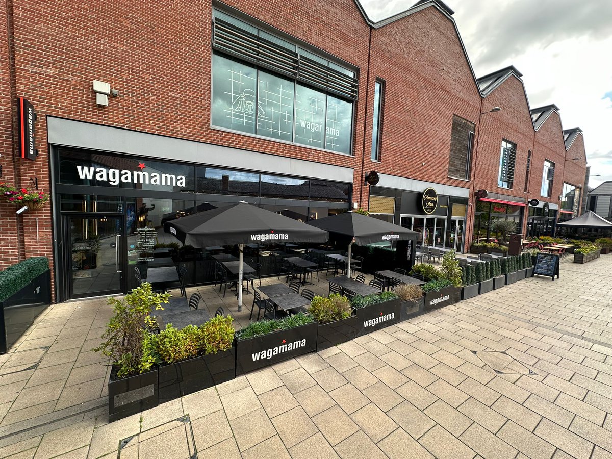 As I'm sure you know already, Wagamama is a hugely successful chain of restaurants serving the most delicious array of Asian dishes in a Japanese inspired setting with long communal benches.  We are very proud to have been working with these guys ...
radiantblinds.co.uk/2-x-giant-umbr…