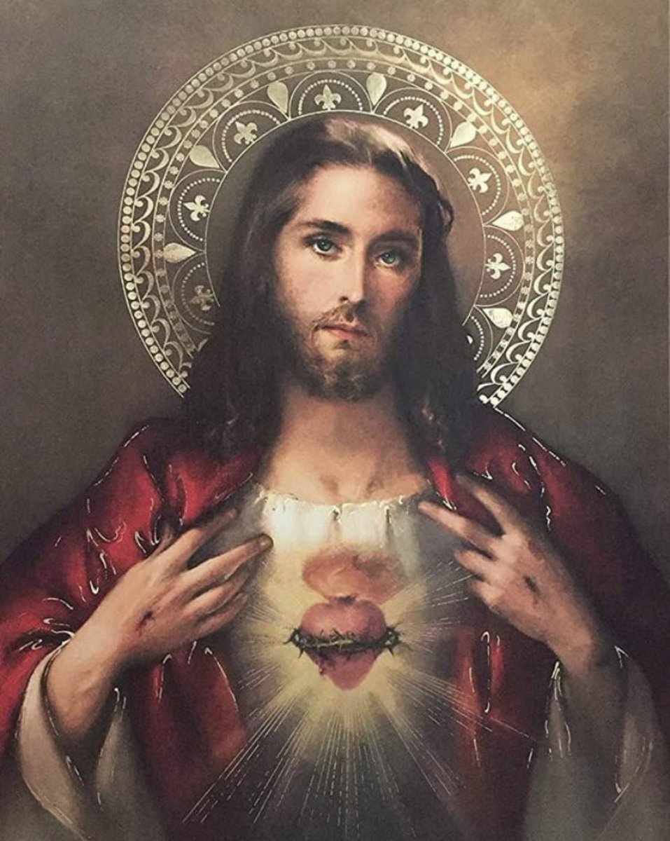 Happy June, month of the Sacred Heart of Jesus.
#sacredHeartofJesus