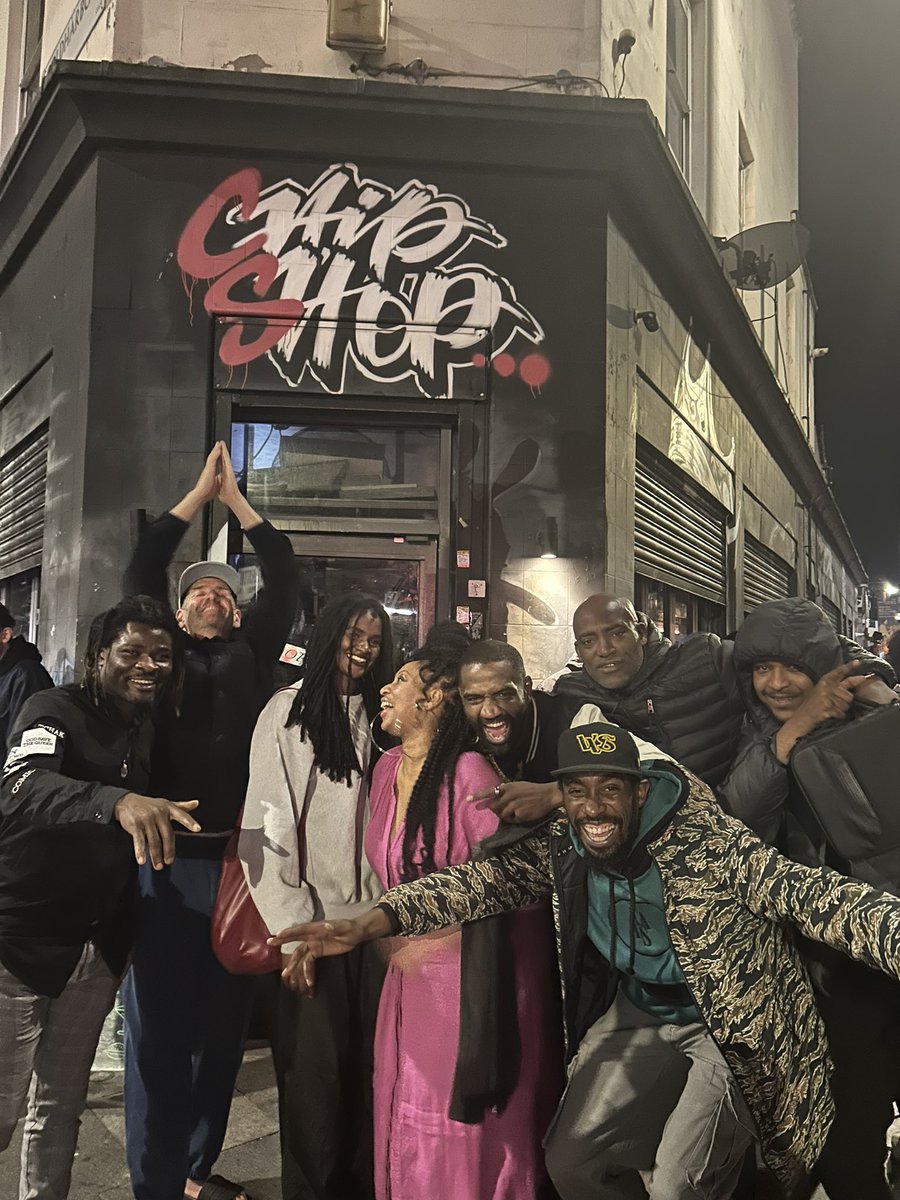 Terri Walker (@therealmzwalker) on Twitter photo #TheMeltingPotLive🎤❤️💛💚🎤
.
.
.
About last night!!!! 🥳🥳🥳🥳🥳
Click Link 👇🏾
instagram.com/p/C7quHAco7XV/…
Loooooooove you <a href="/MightyMoe/">Mighty Moe</a> <a href="/LogicArmy/">Logic</a> <a href="/ChipShopBXTN/">cHIP sHOP</a>  🥰🥰🥰🥰🥰
See you next month!!! 💃🏾💃🏾💃🏾💃🏾💃🏾 #TheMeltingPotLive🎤❤️💛💚🎤
.
.
.
About last night!!!! 🥳🥳🥳🥳🥳
Click Link 👇🏾
instagram.com/p/C7quHAco7XV/…
Loooooooove you <a href="/MightyMoe/">Mighty Moe</a> <a href="/LogicArmy/">Logic</a> <a href="/ChipShopBXTN/">cHIP sHOP</a>  🥰🥰🥰🥰🥰
See you next month!!! 💃🏾💃🏾💃🏾💃🏾💃🏾